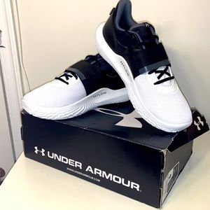 NIB NWT Under Armour Flow Futr X Team Basketball Shoes